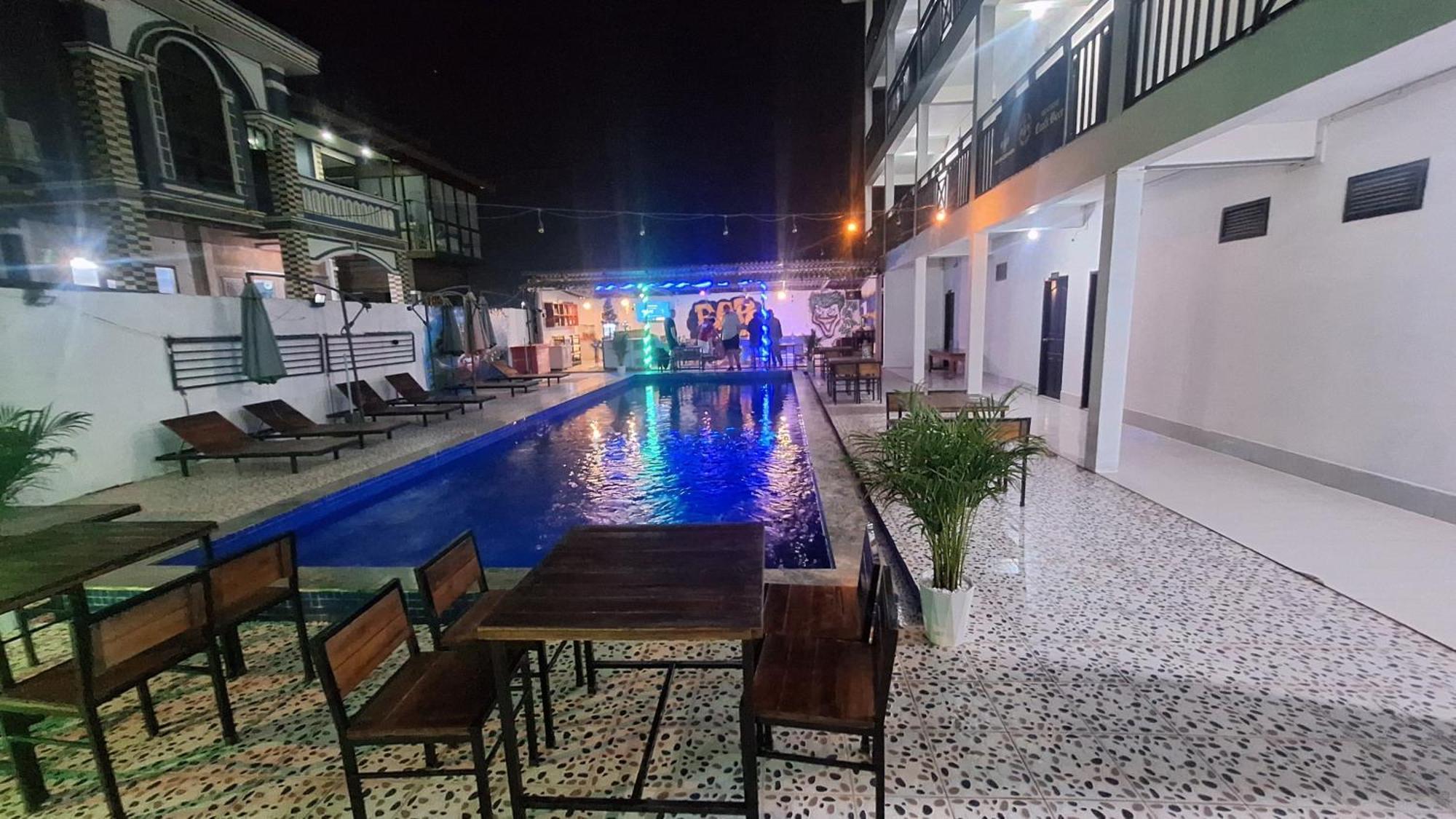 Vang Vieng Santara Backpackers Hostel ภายนอก รูปภาพ