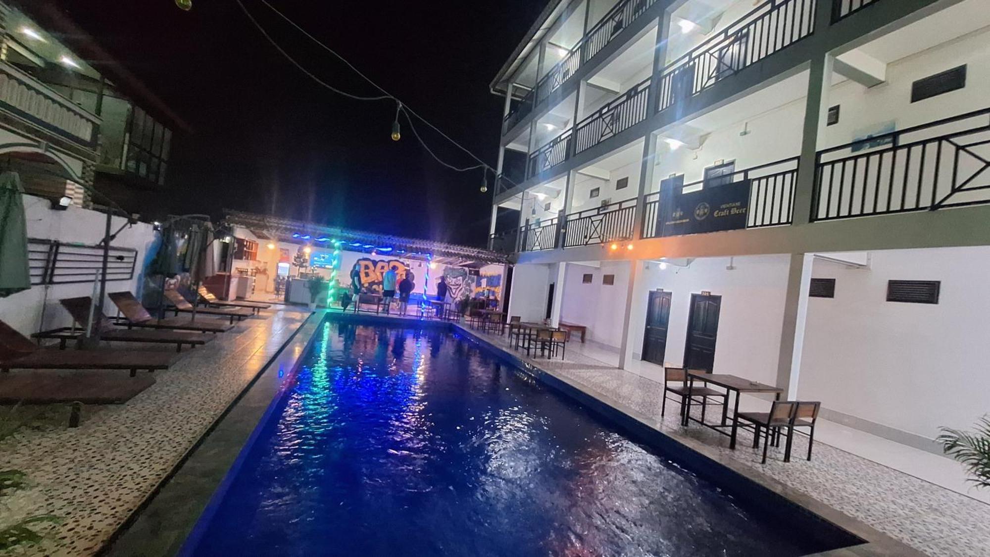 Vang Vieng Santara Backpackers Hostel ภายนอก รูปภาพ